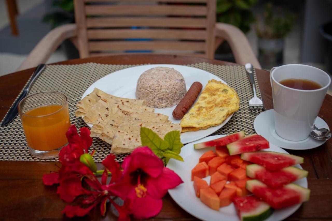 Finolhu Dhigurah Hotell Dhigurah  Eksteriør bilde